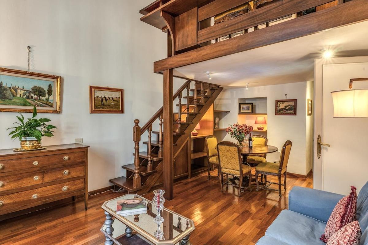 Apartment Corso Vittorio Location Rome