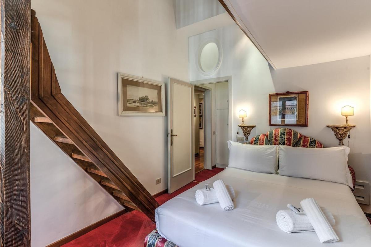 Apartment Corso Vittorio Location *